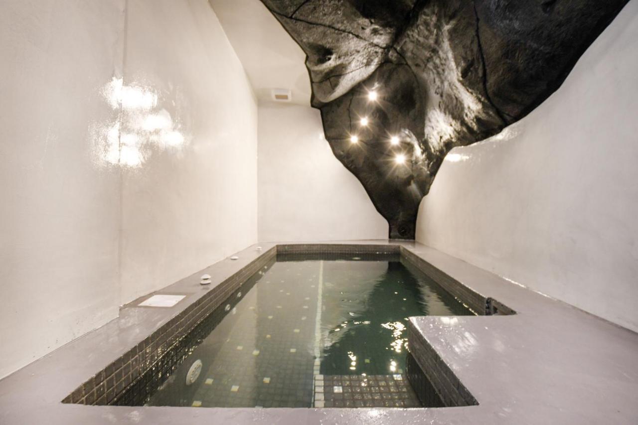 Blue White Residence โมโนลิธอส ภายนอก รูปภาพ