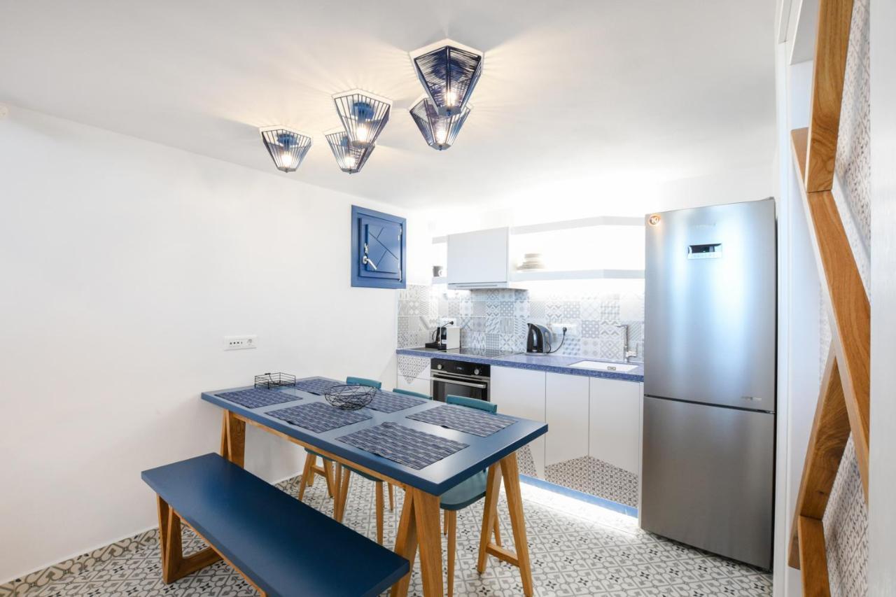 Blue White Residence โมโนลิธอส ภายนอก รูปภาพ